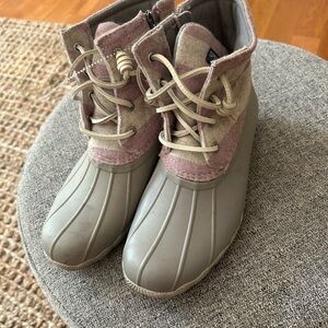 Girls Sperry Boots size 3